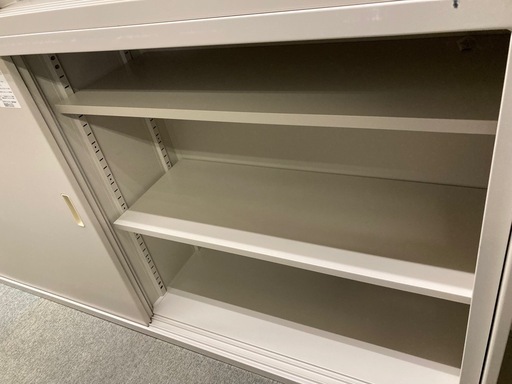 コクヨ 引き違い書庫 上下セット カギ有 ベース有 中古