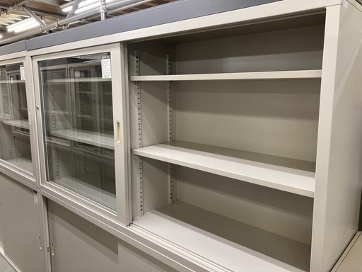コクヨ 引き違い書庫 上下セット カギ有 ベース有 中古