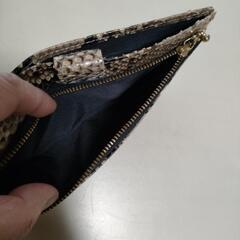 【金運・開運・ヘビー級】蛇革の長財布の画像