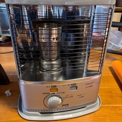 灯油ストーブ（乾電池着火式）