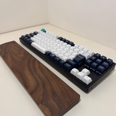 お好みで選択可★キーキャップアップグレード版keychron k8 pro★ パームレスト付きの画像