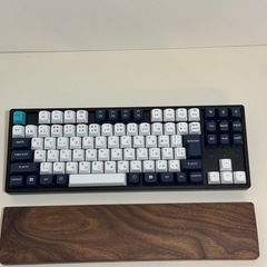 お好みで選択可★キーキャップアップグレード版keychron k8 pro★ パームレスト付きの画像