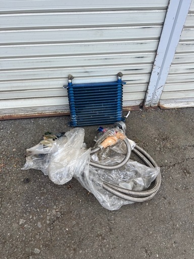 値下げ！TRUST GReddy16段オイルクーラー アタッチメント、エレメント移設キット、ホース付き！