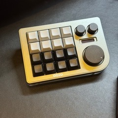 スタンド付き　DOIO KB16 左手デバイス グレーの画像