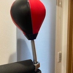 パンチングの画像