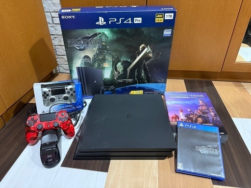 ☆価格交渉歓迎☆　プレステ4 Pro 1TB  ファイナルファンタジーVII リメイクパック コントローラー・本付き お得セット