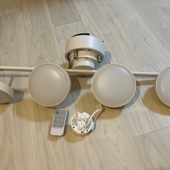 ニトリ　LEDシーリングライト　調光リモコン付き　　