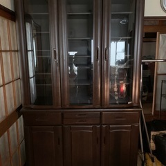 食器棚　あげます