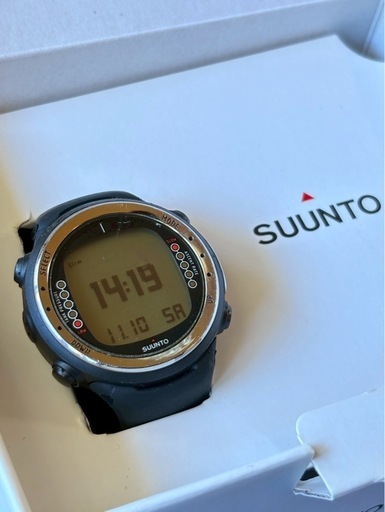 【美品】SUUNTO ダイブコンピュータ ブラック