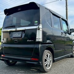 コミコミ🚘車検付！ナビ！フルセグTV！Bカメラ！パワースライドドア！名変全国無料！点検整備付き！N-BOXカスタム！の画像
