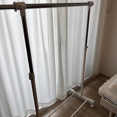 ハンガーラック