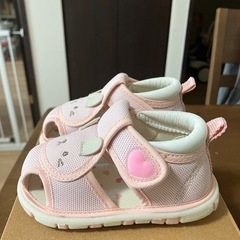 【売済】音が鳴る　ベビーサンダル13.0cm うさぎちゃんの画像
