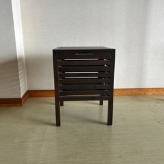茶色　サイドテーブル