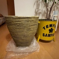 植木鉢カバーの画像