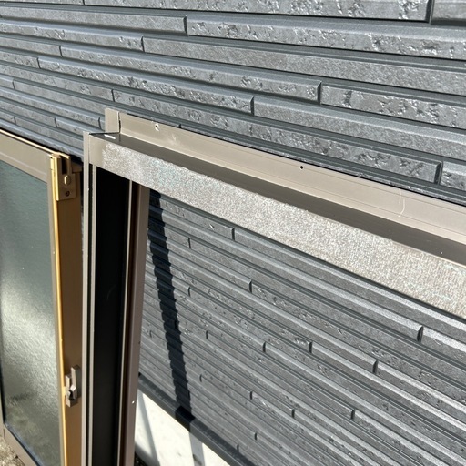 お譲り先決定 】アルミサッシ 樹脂サッシ 網戸 枠付 ガレージ 物置 DIY