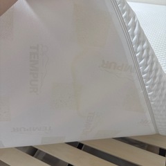セミダブルベッドの画像