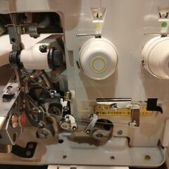 ロックミシン　JUKI　1本針3本糸の画像