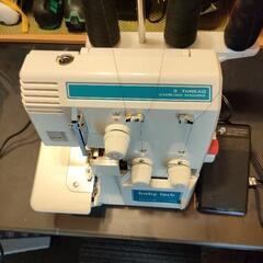 ロックミシン　JUKI　1本針3本糸の画像