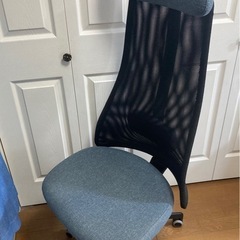 IKEA オフィスチェア　イェルヴフェレット　　