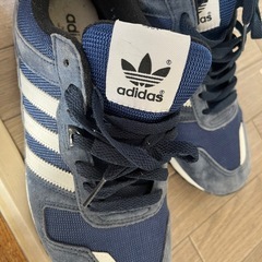 adidasスニーカー26.5cm