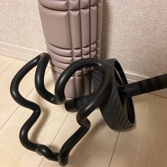 アブローラー　筋膜ローラー　肩甲骨剥がし　筋トレ　フィットネス 