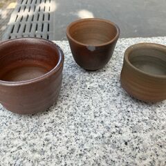 52：備前焼　ぐい吞み　お猪口　作家のサインあり　１個当たりの価格になりますの画像
