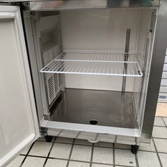 ① ホシザキ業務用テーブル形冷蔵庫 RT-90MNCGの画像