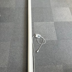 電動巻上げスクリーン ホワイト