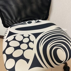 椅子（昇降式）の画像