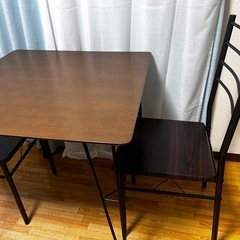 (お取り引き決まりました)ダイニングテーブルセットの画像