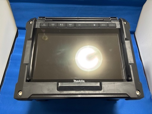 値下げしました！美品　Makita 充電式ラジオ付きテレビ TV100