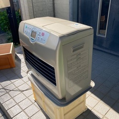 石油ファンヒーター オーバーホール品 2007年製の画像