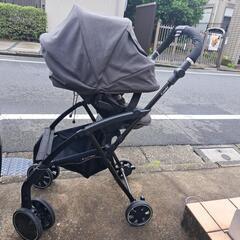 両対面ベビーカー Combi 美品