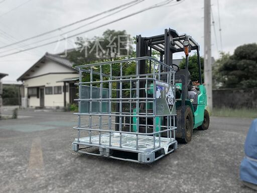 中古パレット 中古】プラスチックパレット(1100×1100)