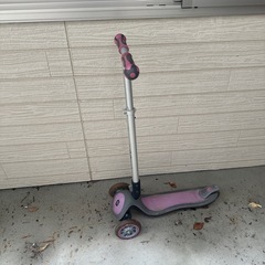 子供用キックボード