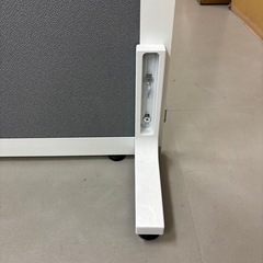 パーテーション　脚付き　1枚
の画像