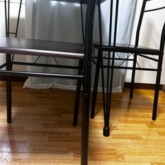 (お取り引き決まりました)ダイニングテーブルセットの画像