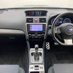 4WDのお車入荷しました🙋🏻‍♀️スバル レヴォーグ 　１．６Ｇ...