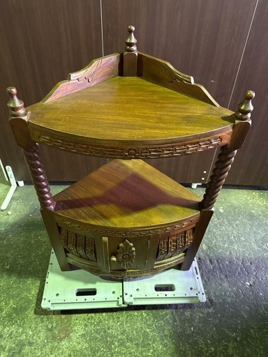 COLONY HOUSE コロニーハウス ツイスト 彫刻 コーナーボード/飾り棚