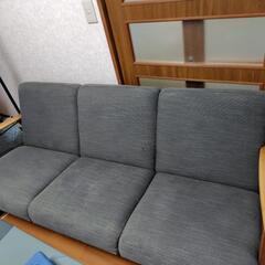 IKEA　ソファー　三人掛け