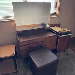 化粧台　ドレッサー