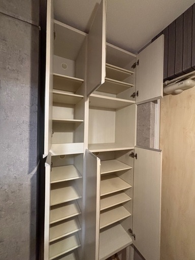 【受け渡し者決定　取引中です】ミラー付きシューズボックス　靴箱