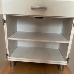 【無料】食器棚（1〜2人用）　の画像