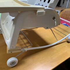 ベビーチェア（スウィングチェア）お譲りします。の画像