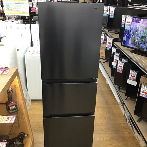 C-35【ご来店頂ける方限定】 Haierの2ドア冷凍冷蔵庫です