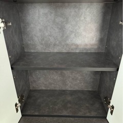 ダイニングテーブルの画像