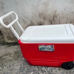 US🇺🇸iGloo 取手付きホイールクーラーボックスビーチパーテ...