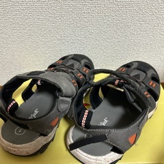 子ども　サンダルの画像