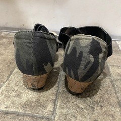 ヒールサンダルの画像