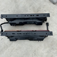 大型トラックテールランプ　ジャンク品の画像